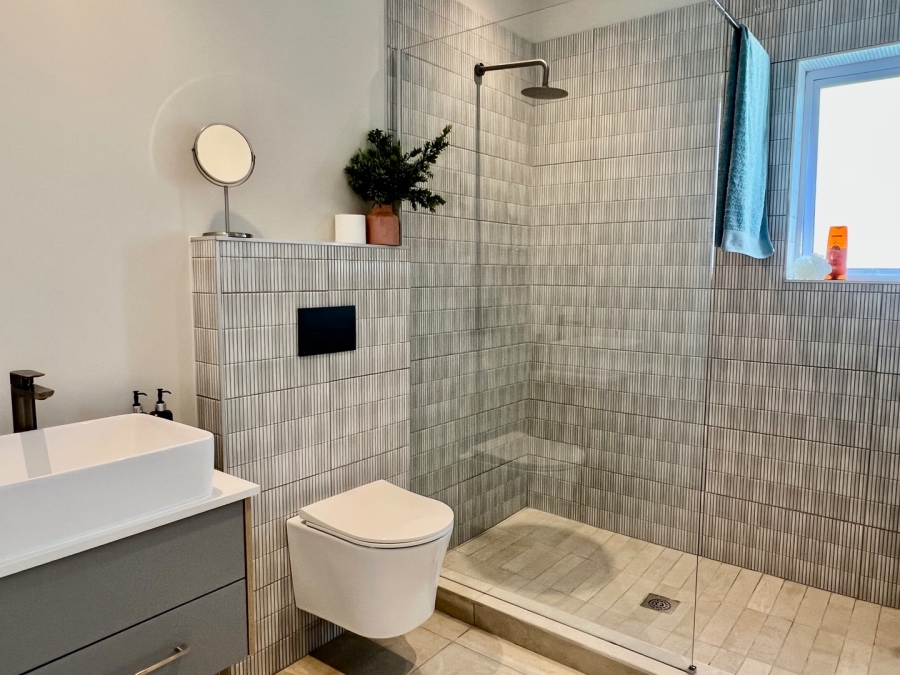 5 Bedroom Property for Sale in Heather Park Western Cape